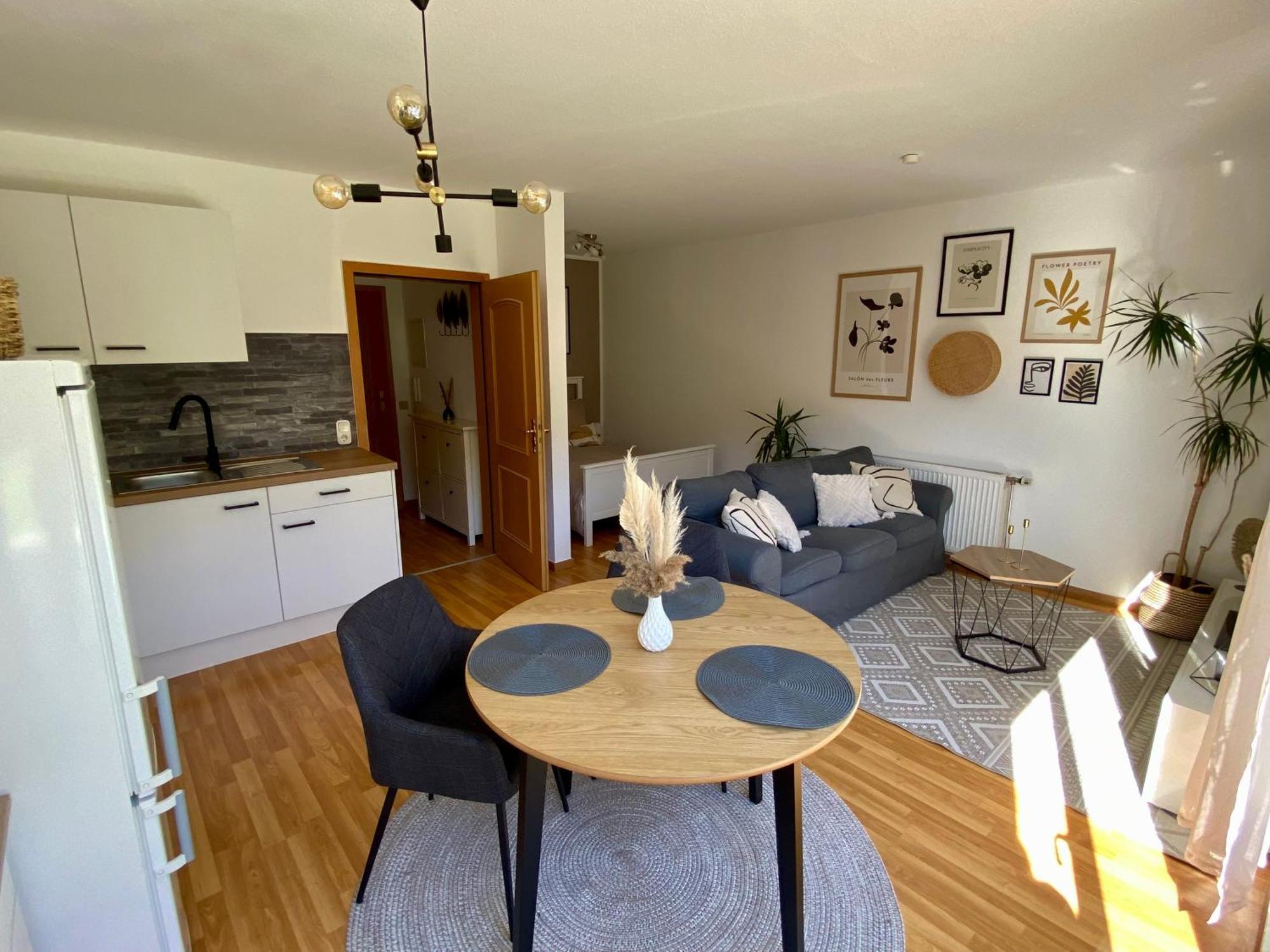 Stilvolles Appartement Γιένα Εξωτερικό φωτογραφία